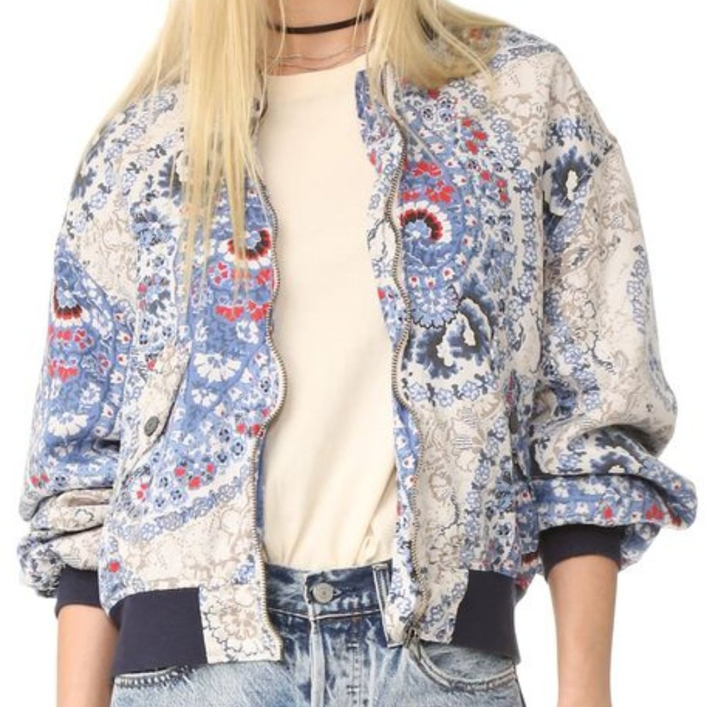 Free People Quilted Bomber Jacket- Blue Paisley Floral NWOT - Picture 5 of 11
